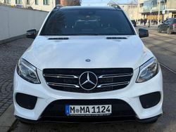 Weiß Gebraucht 2017 Mercedes GLE250 AMG SUV | 25.900 € (Guter Preis)