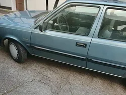 Blau Gebraucht 1989 Volvo 340 Kleinwagen | 2.000 €