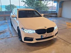 Weiß Gebraucht 2018 BMW 520 Comfort Edition Kombi | 25.900 € (Fairer Preis)