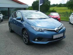 Blau Gebraucht 2015 Toyota Auris Design Limousine | 13.290 € (Fairer Preis)