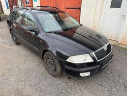 Schwarz Gebraucht 2008 Skoda Octavia LAURIN & KLEMENT Kombi | 990 €