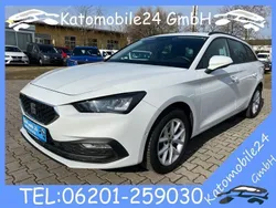 Weiß Gebraucht 2022 Seat Leon Style Kombi | 14.950 € (Teuer)