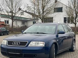 Blau Gebraucht 1999 Audi A6 Kombi | 1.500 €
