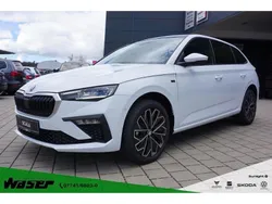Weiss Gebraucht 2024 Skoda Scala Drive Kleinwagen | 27.990 € (Teuer)
