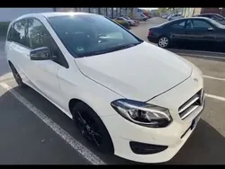Weiß Gebraucht 2018 Mercedes 200 Limousine | 15.400 € (Guter Preis)