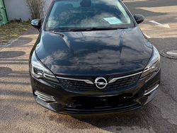 Schwarz Gebraucht 2021 Opel Astra Edition Limousine | 15.400 € (Fairer Preis)