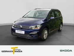 Blau Gebraucht 2024 VW Touran R-line Van / Kleinbus | 36.420 € (Fairer Preis)