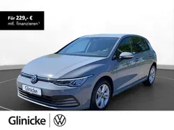 Grau Gebraucht 2020 VW Golf VIII Life Limousine | 17.880 € (Fairer Preis)