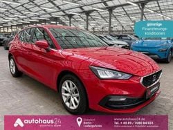 Rot Gebraucht 2022 Seat Leon Style Limousine | 15.990 € (Guter Preis)