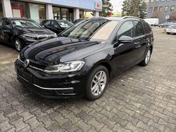 Schwarz Gebraucht 2018 VW Golf VII Limousine | 13.990 € (Fairer Preis)