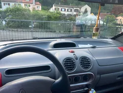 Rot Gebraucht 2004 Renault Twingo Initiale Kleinwagen | 2.750 € (Teuer)
