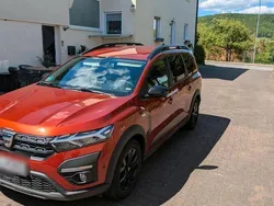 Braun Gebraucht 2022 Dacia Jogger Extreme Kombi | 16.800 € (Fairer Preis)