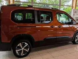 Lackierung cuprite/typ ausse Gebraucht 2019 Peugeot Rifter GT Van / Kleinbus | 19.500 € (Teuer)
