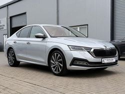 Silber Gebraucht 2021 Skoda Octavia Limousine | 20.950 € (Fairer Preis)