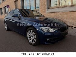Blau Gebraucht 2018 BMW 330 Sport Line Limousine | 16.950 € (Guter Preis)