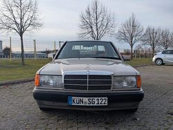 Silber Gebraucht 1991 Mercedes 190 Limousine | 7.250 €
