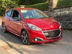 Rot Gebraucht 2015 Peugeot 208 GT-line Kleinwagen | 6.900 € (Fairer Preis)