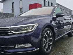 Blau Gebraucht 2015 VW Passat Highline Kombi | 12.790 € (Guter Preis)