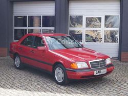 Rot Gebraucht 1995 Mercedes C180 Limousine | 5.490 €