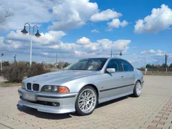 Silber Gebraucht 1996 BMW 520 Limousine | 2.200 €
