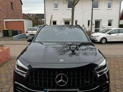Schwarz Gebraucht 2024 Mercedes GLA45 AMG AMG SUV | 55.800 € (Teuer)