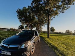 Blau Gebraucht 2008 Opel Astra GTC Coupé | 1.899 € (Etwas zu teuer)