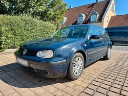 Blau Gebraucht 2003 VW Golf IV Limousine | 1.150 € (Fairer Preis)