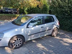 Silber Gebraucht 2004 VW Golf V Limousine | 1.500 € (Superpreis)