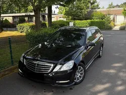 Schwarz Gebraucht 2013 Mercedes E300 AMG line Kombi | 10.749 € (Superpreis)