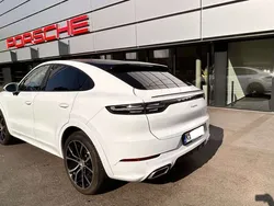 Weiß Gebraucht 2022 Porsche Cayenne SUV | 92.000 € (Etwas zu teuer)