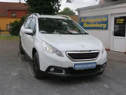 Weiß Gebraucht 2013 Peugeot 2008 Active SUV | 7.940 € (Fairer Preis)