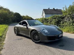 Grau Gebraucht 2018 Porsche 911 Carrera Coupé | 95.000 € (Superpreis)