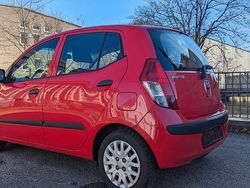 Rot Gebraucht 2010 Hyundai i10 Kleinwagen | 2.600 € (Etwas zu teuer)