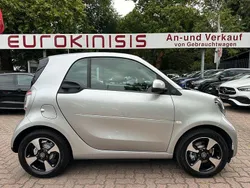 Cool silver Gebraucht 2023 Smart ForTwo Electric Drive Kleinwagen | 15.999 € (Etwas zu teuer)