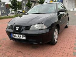 Schwarz Gebraucht 2002 Seat Ibiza Stella Limousine | 1.300 € (Fairer Preis)