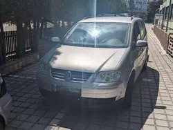 Silber Gebraucht 2005 VW Touran Highline Van / Kleinbus | 2.200 € (Guter Preis)