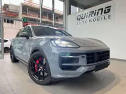 U0 arktikgrau Neu 2025 Porsche Cayenne Sport SUV | 146.251 € (Teuer)
