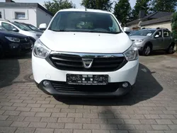 Weiß Gebraucht 2015 Dacia Lodgy Lauréate Van / Kleinbus | 6.799 € (Etwas zu teuer)