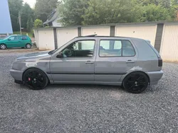 Grau Gebraucht 1992 VW Golf III Limousine | 17.000 €