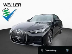 Black sapphire (schwarz) Gebraucht 2024 BMW i4 Comfort Edition Limousine | 54.950 € (Guter Preis)