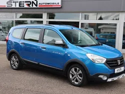 Blau Gebraucht 2015 Dacia Lodgy Stepway Van / Kleinbus | 9.290 € (Fairer Preis)