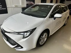 Weiß Gebraucht 2023 Toyota Corolla Kombi | 21.490 € (Superpreis)