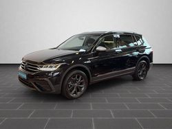 Deep black perleffekt (metallic) Gebraucht 2024 VW Tiguan Allspace Move SUV | 38.300 € (Etwas zu teuer)