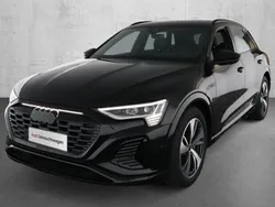 Mythosschwarz (metallic) Gebraucht 2024 Audi Q8 e-tron Comfort SUV | 59.420 € (Teuer)