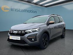 Grau Gebraucht 2024 Dacia Jogger Van / Kleinbus | 22.999 € (Fairer Preis)