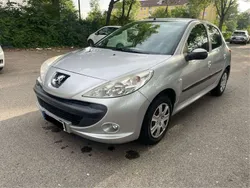 Silber Gebraucht 2010 Peugeot 206+ Kleinwagen | 2.799 € (Fairer Preis)