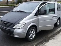 Silber Gebraucht 2006 Mercedes Vito Van / Kleinbus | 7.000 € (Etwas zu teuer)