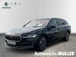 Schwarz Neu 2025 Skoda Superb Selection Kombi | 43.990 € (Etwas zu teuer)