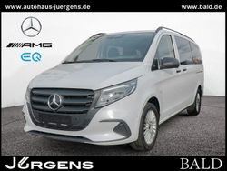 Weiss bergkristallweiss metallic Gebraucht 2024 Mercedes Vito Van / Kleinbus | 49.240 €
