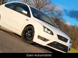 Weiß Gebraucht 2007 Ford Focus ST Coupé | 5.890 € (Guter Preis)
